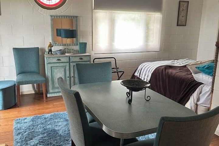 Room 40 of 84
