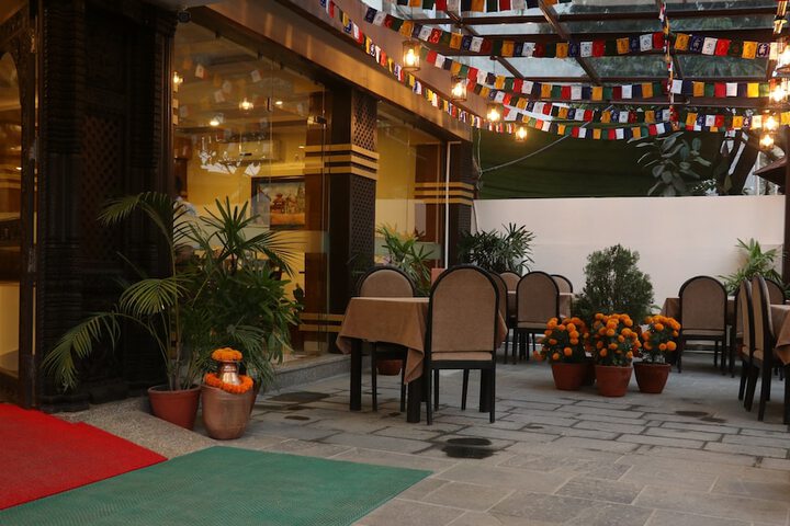 Hotel Exterior 69 of 72
