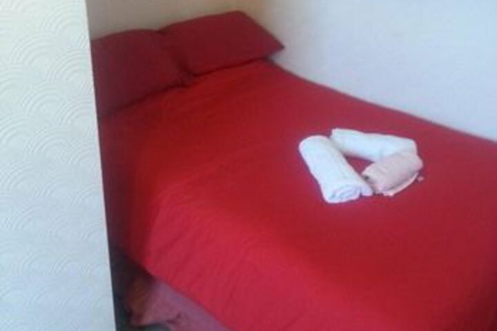 Room 25 of 149