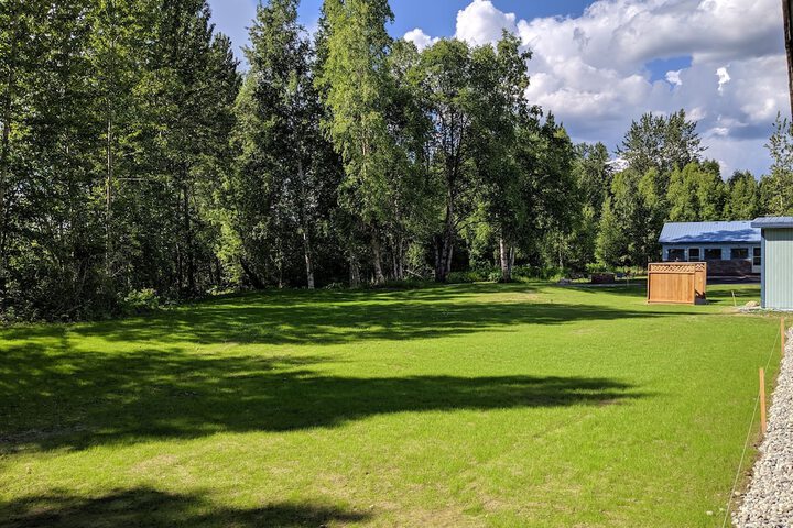 Hotel Exterior 35 of 36