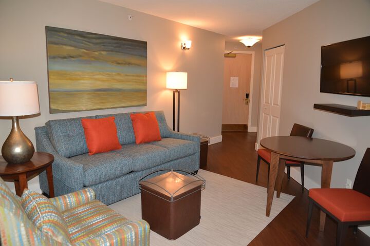 Room 18 of 36