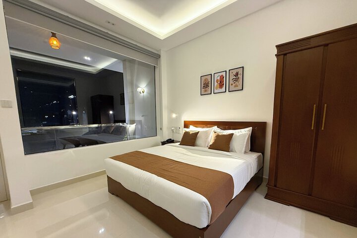 Room 35 of 86