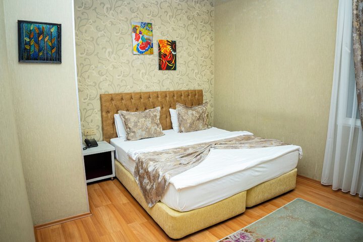 Room 38 of 113