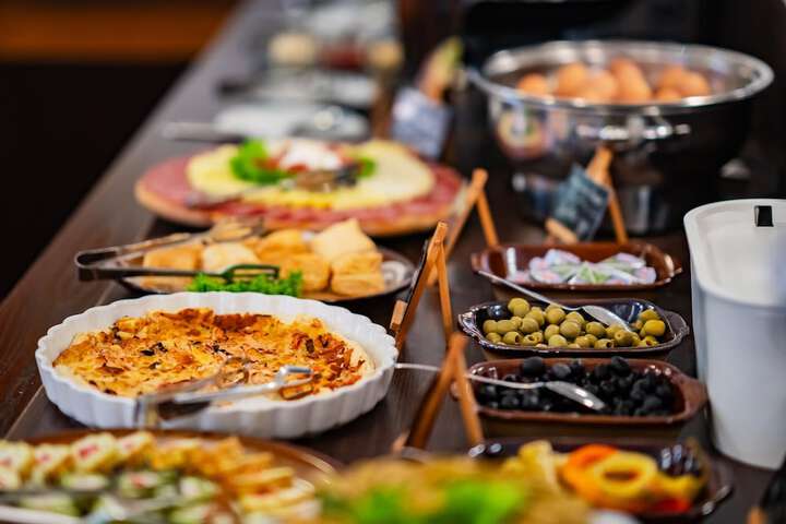 Breakfast buffet