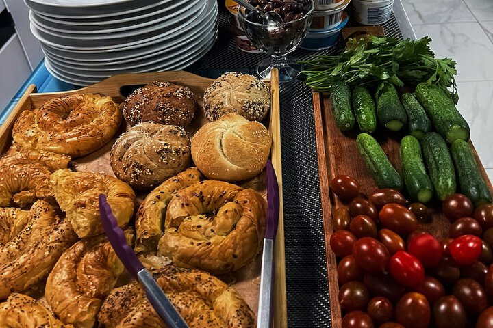 Breakfast/Coffee Service 17 of 27