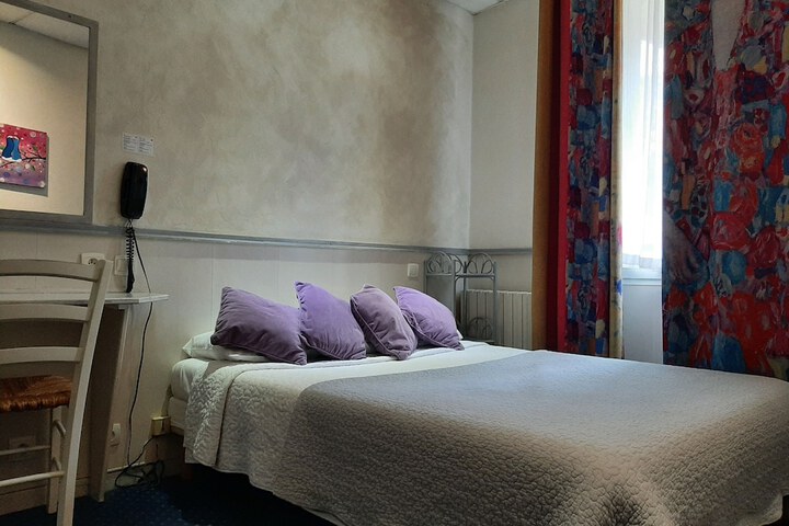 Room 56 of 90