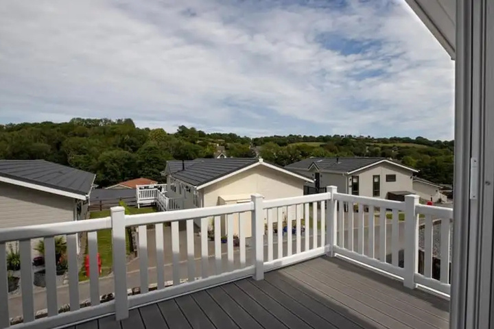 Terrace/Patio 6 of 12
