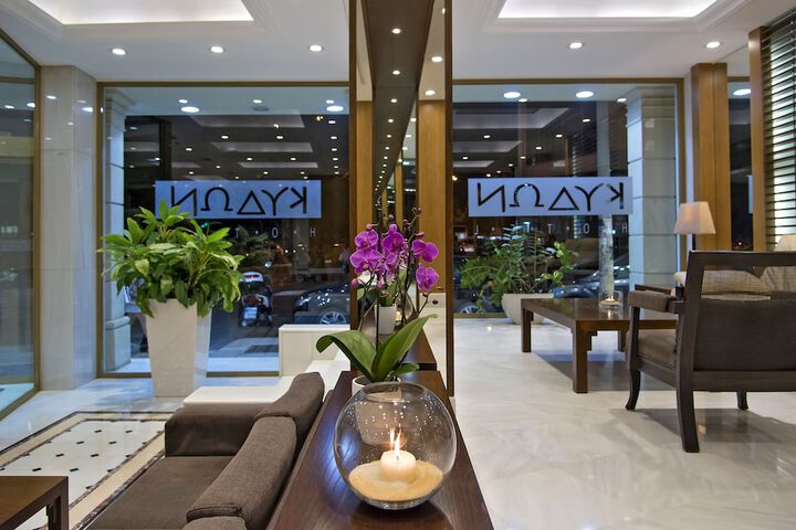 Guest Lobby