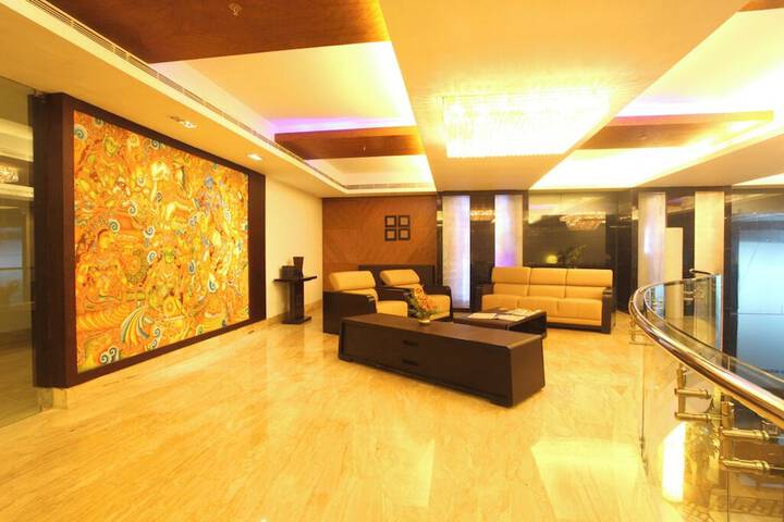 Lounge 42 of 43