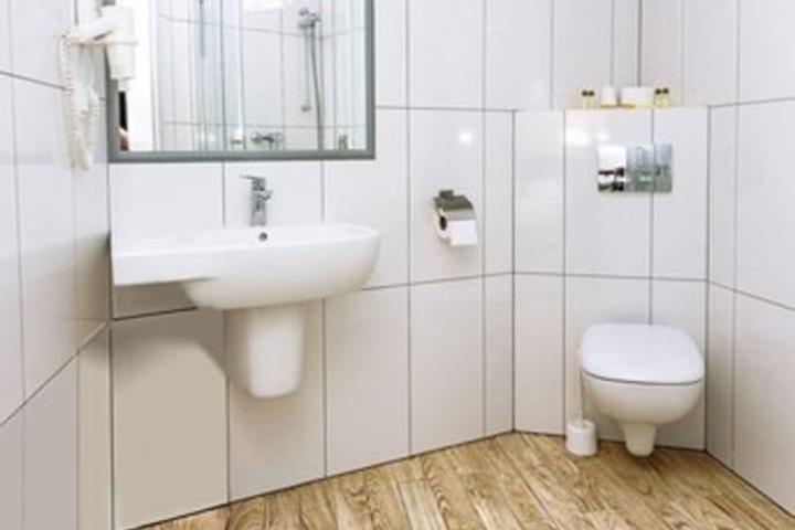 Clean Restrooms