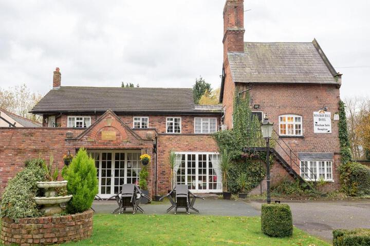 Wincham Hall Hotel