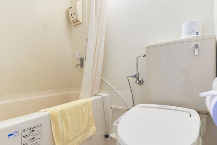 Room 15 of 29