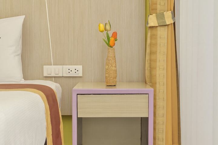Room 44 of 127