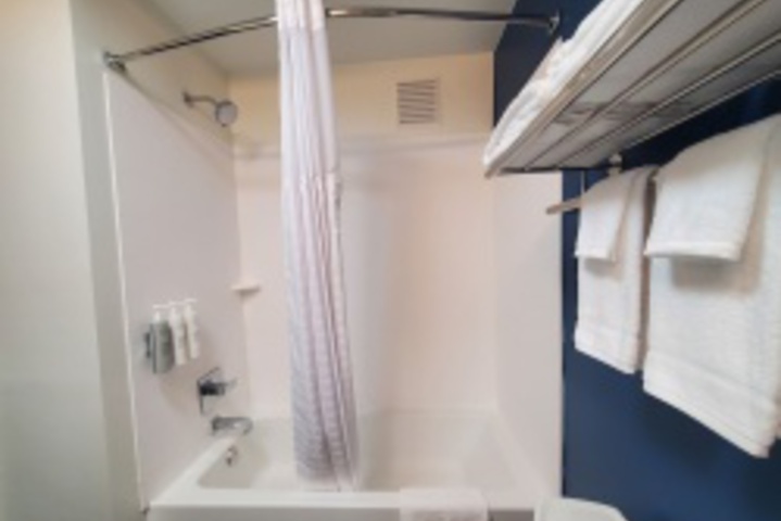 Room 127 of 336