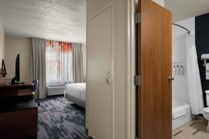 Room 18 of 75