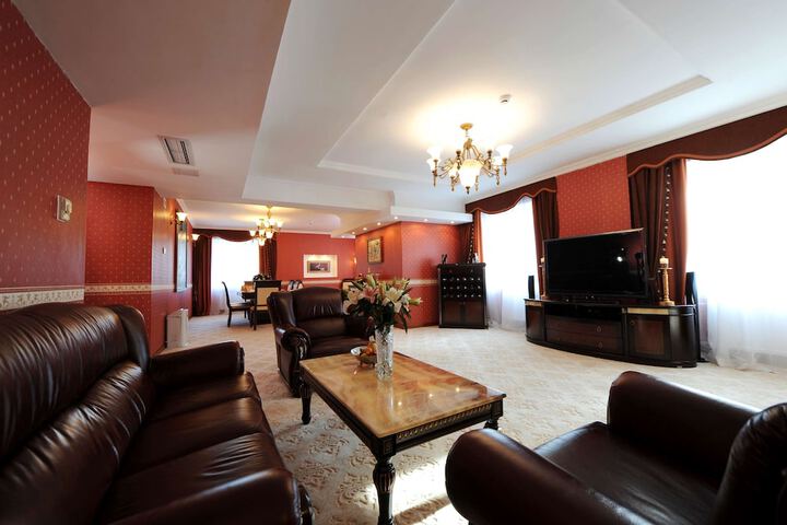 Room 20 of 326