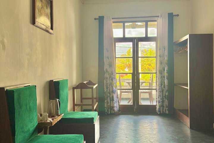 Room 49 of 93