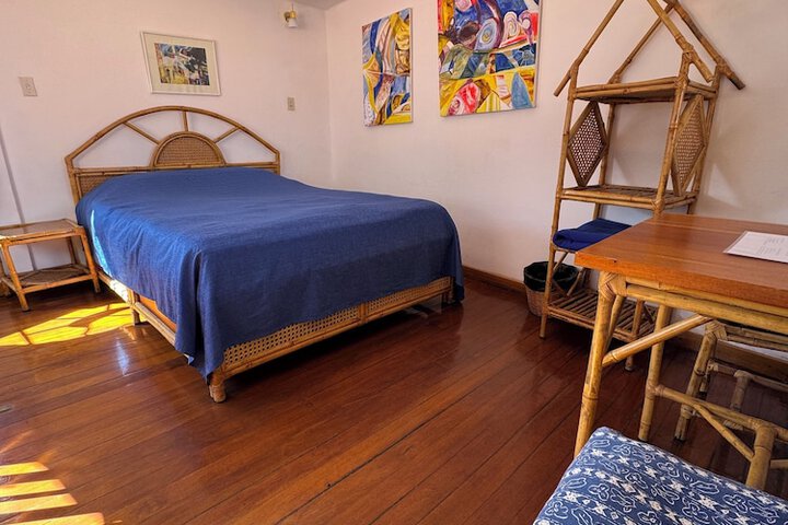 Room 5 of 82