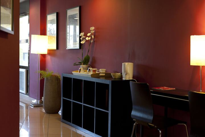 Entrance & Lobby
