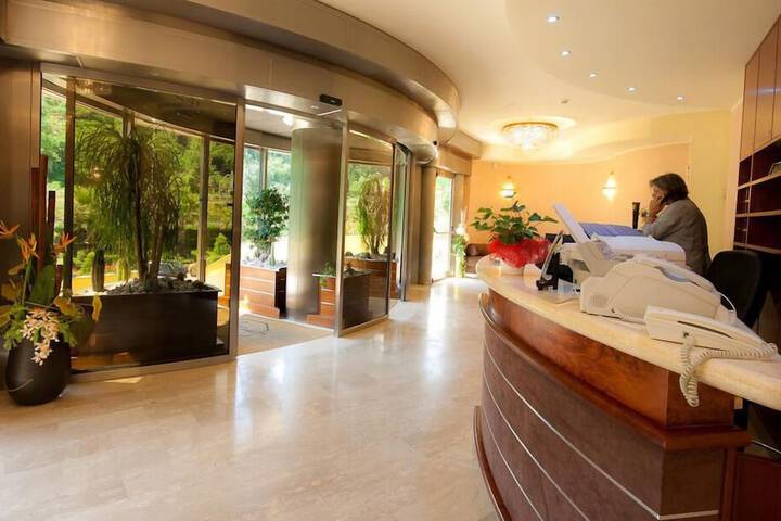 Hotel Interior 5 of 27