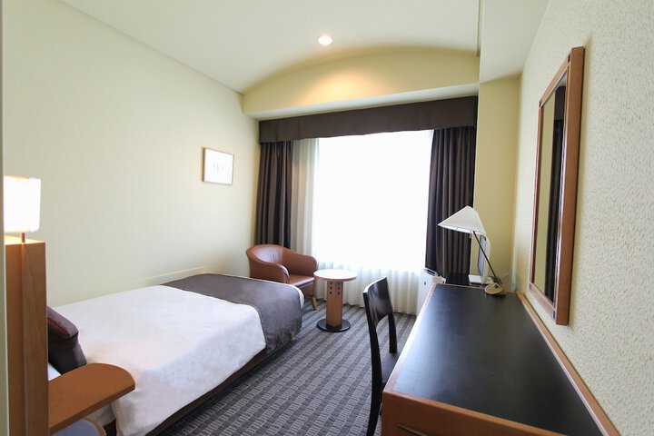 Room 9 of 45