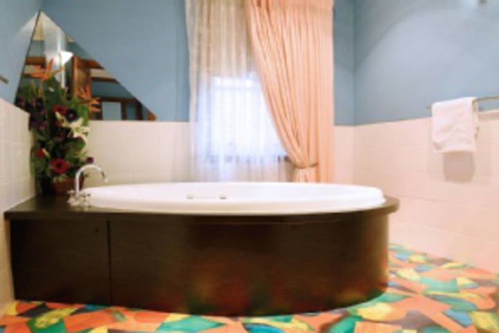 Hot Tub 259 of 360