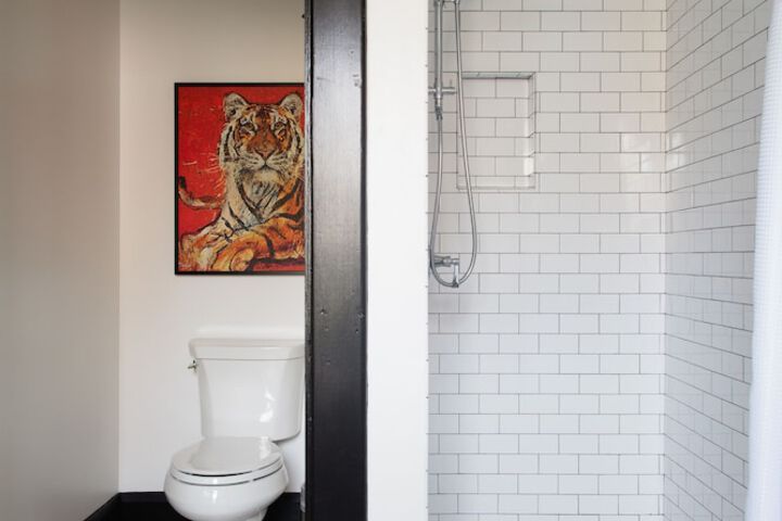 Bathroom shower