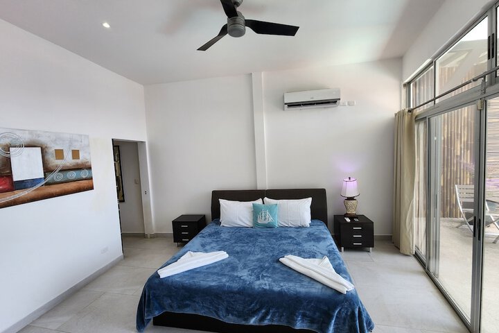 Room 38 of 224