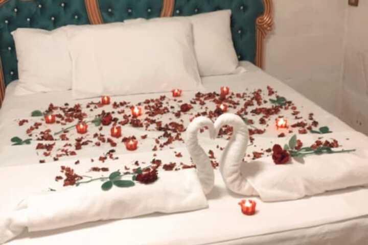 Room 2 of 19