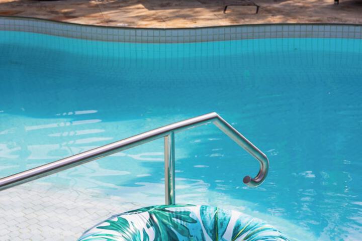Pool 54 of 70