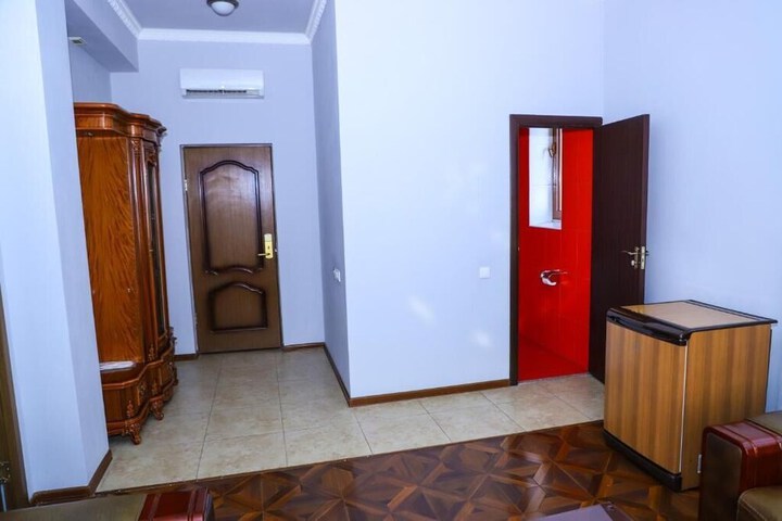Room 48 of 123
