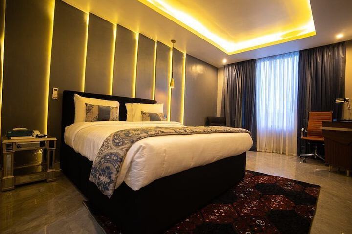 Room 14 of 31