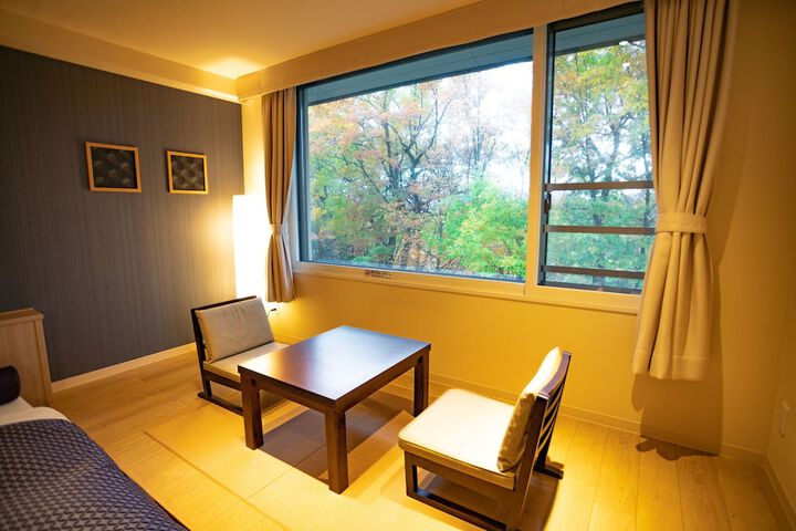 Room 11 of 74