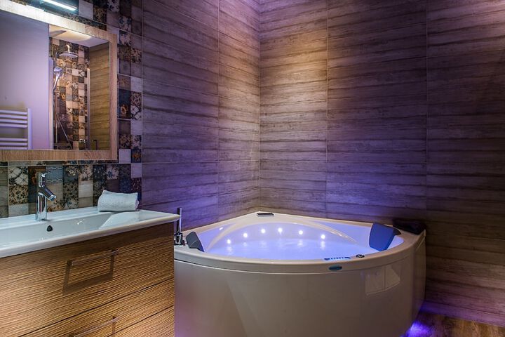 Bath Interior