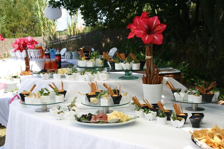 Dining 48 of 54