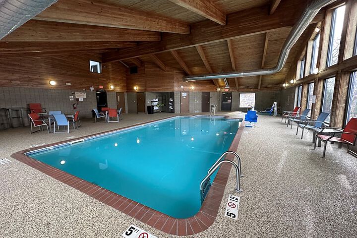 Pool 58 of 70