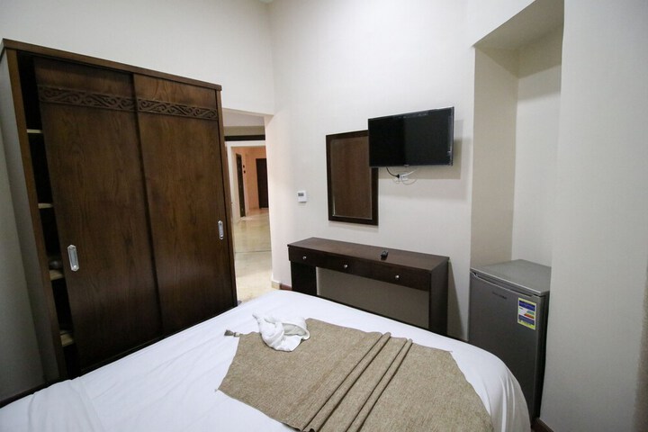 Room 5 of 59