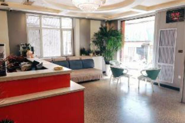 City Homeland Hotel (Taiyuan Liuxiang Food Street Zhonglou Street)