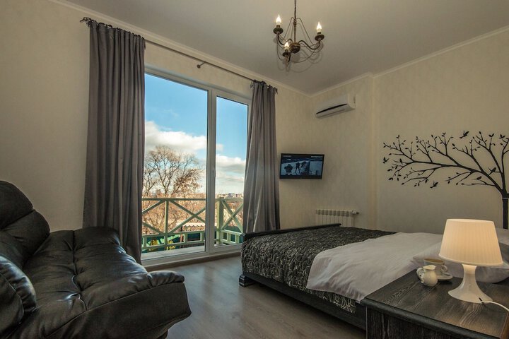 Room 7 of 67