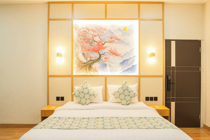 Room 16 of 50