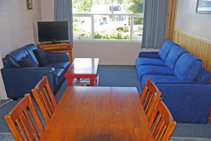 Room 73 of 191