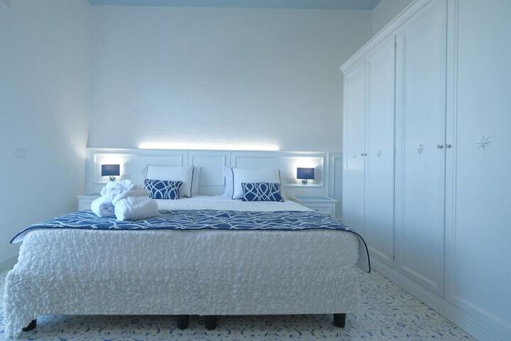 Room 18 of 81