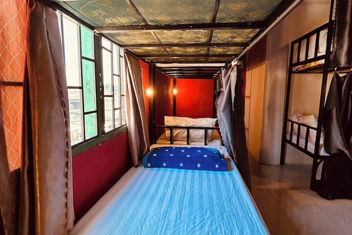 Room 46 of 155