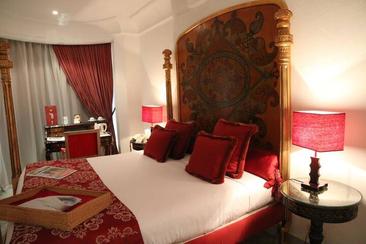 Room 19 of 49