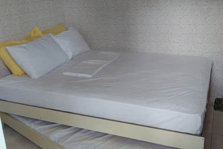Room 14 of 19