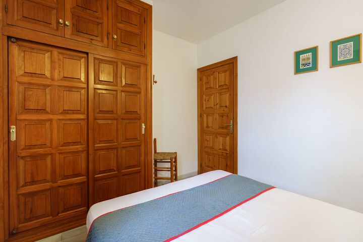 Room 8 of 45