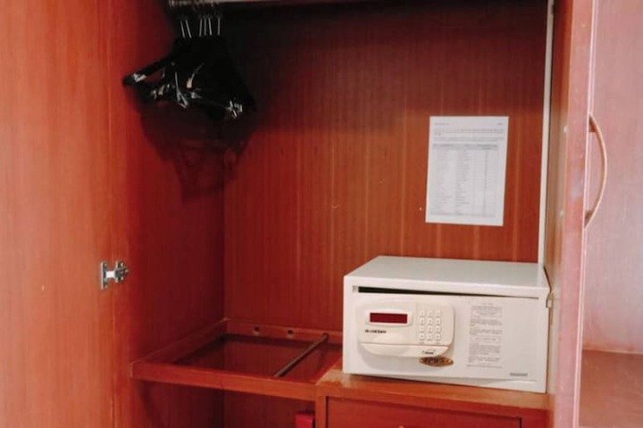 Room 20 of 72