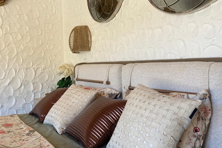 Room 12 of 67
