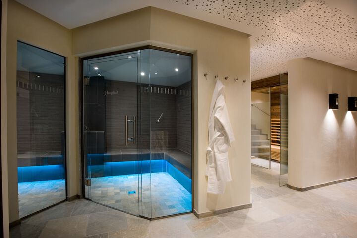 Spa 18 of 49