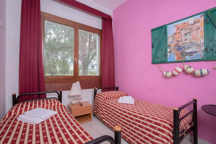 Room 23 of 57
